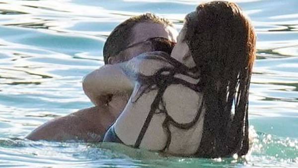 எனக்கு 47 உனக்கு 24