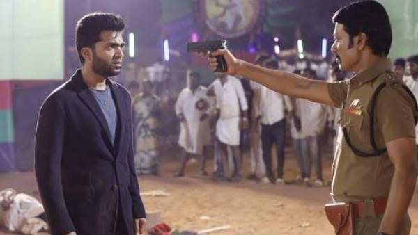 போலீஸ் அதிகாரியாக போலீஸ் அதிகாரியாக