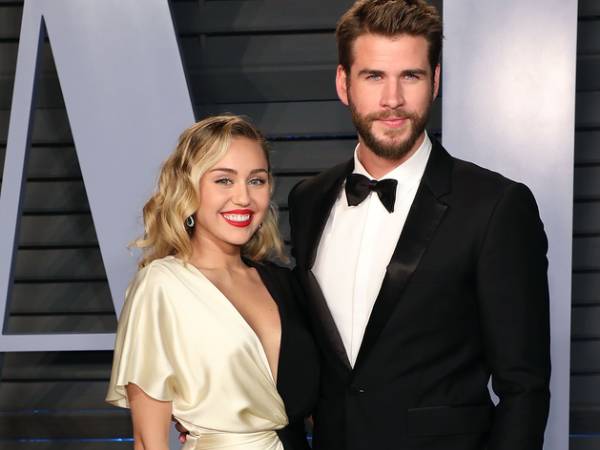 தோர் நடிகரின் தம்பி