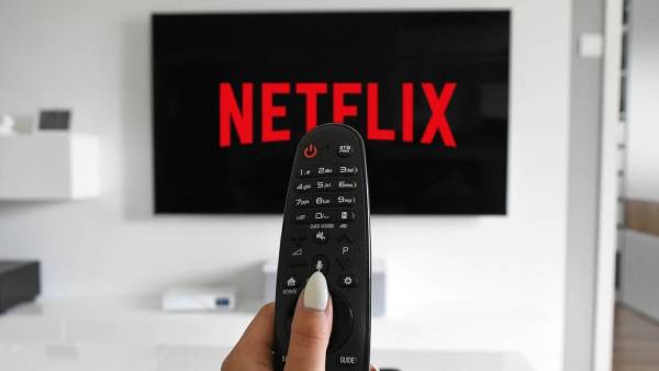 உலகளவில் 20 கோடி கஸ்டமர்கள்