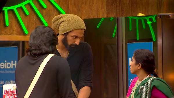 பச்சோந்தி நிரூப்