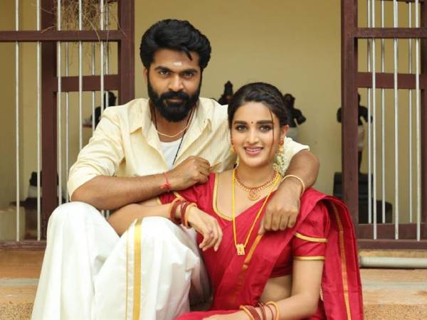 நிதி அகர்வாலுக்கு கோயில் நிதி அகர்வாலுக்கு கோயில்