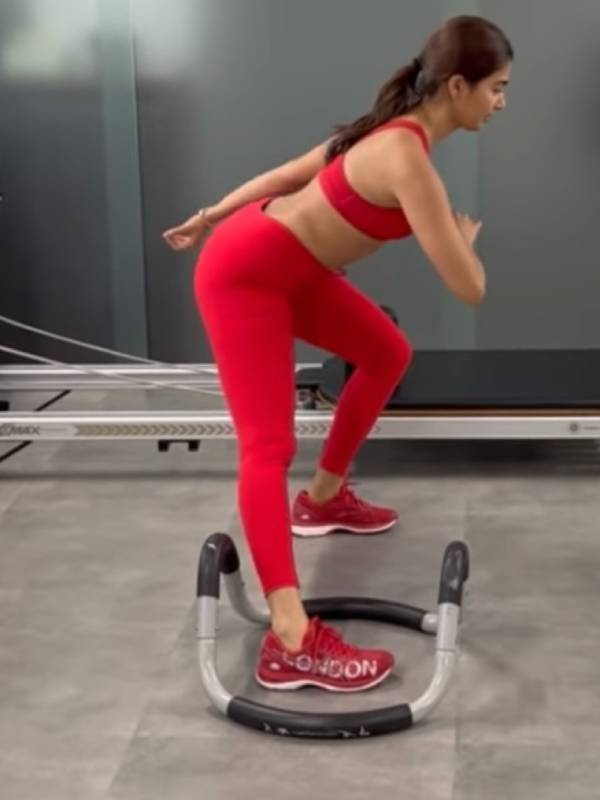 பிகினி நாயகி