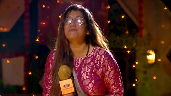 பிரியங்காவிடம் பேசிய பிக் பாஸ் பிரியங்காவிடம் பேசிய பிக் பாஸ்