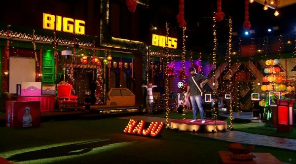 கமல் கை தூக்கும் காட்சிக்காக