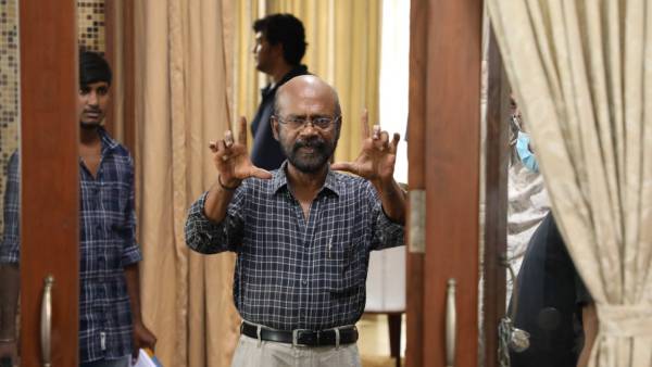 தயாரிப்பாளர் புஷ்பா கந்தசாமி கூறும்போது தயாரிப்பாளர் புஷ்பா கந்தசாமி கூறும்போது