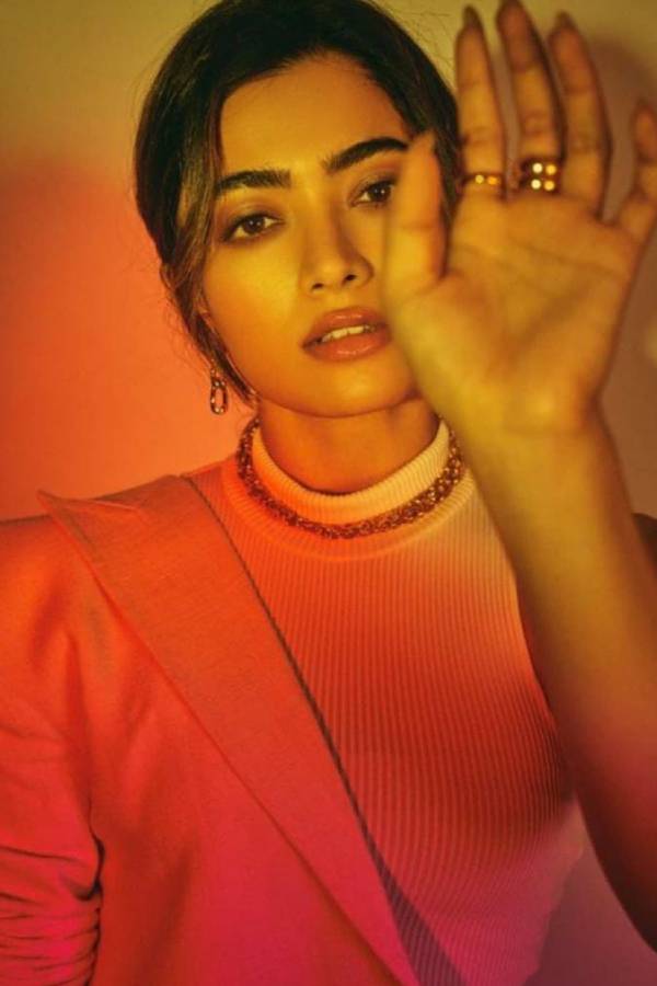 பாலிவுட்டில் அறிமுகம்