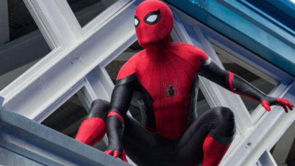 சீனாவில் 14ம் தேதி ரிலீஸ்