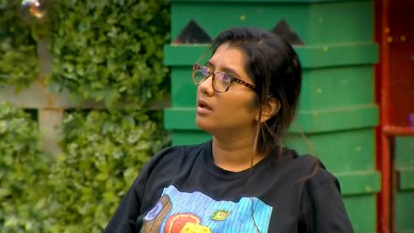 ஷாக்கான பிரியங்கா