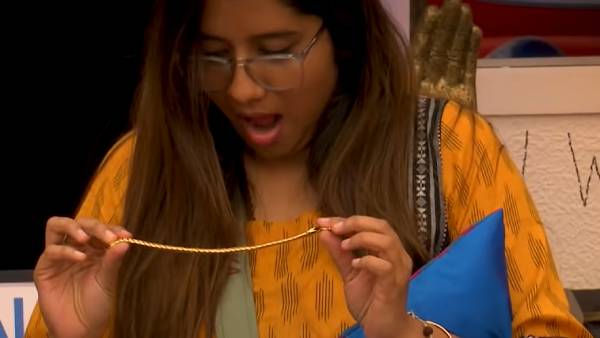 நெகிழ்ந்த பிரியங்கா