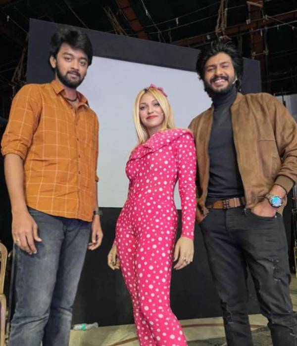 ராஜு மற்றும் சிபியுடன்