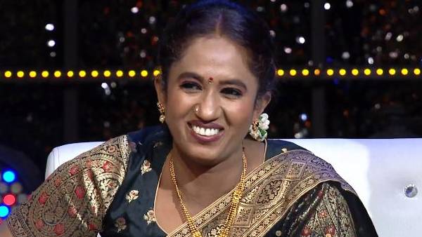 யாருடா அந்த பொண்ணு யாருடா அந்த பொண்ணு