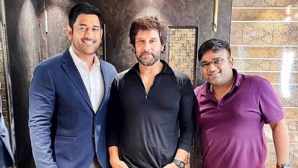 சந்தோஷத்தில் ரசிகர்கள் 