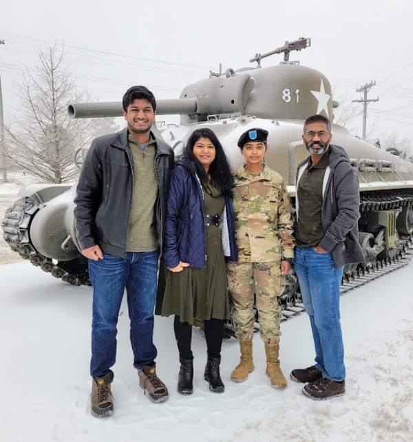 அமெரிக்க ராணுவத்தில் முதல் தமிழ் நடிகை