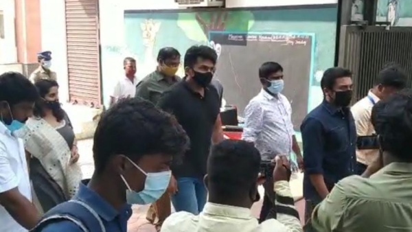 அண்ணனுடன் வந்த தம்பி