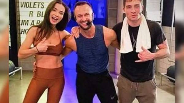 பல இடங்களில் டேட்டிங் பல இடங்களில் டேட்டிங்