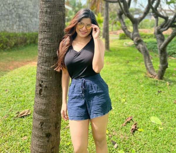 இருவருக்கும் அறிமுகப் படமாக