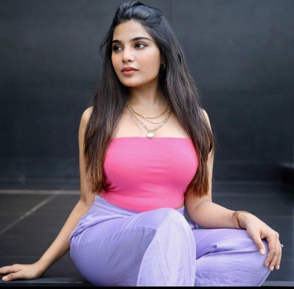 ரிலீசாகாமல் உள்ளது