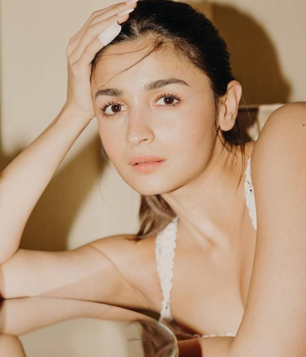 வர்ணித்த வலிமை நாயகி 