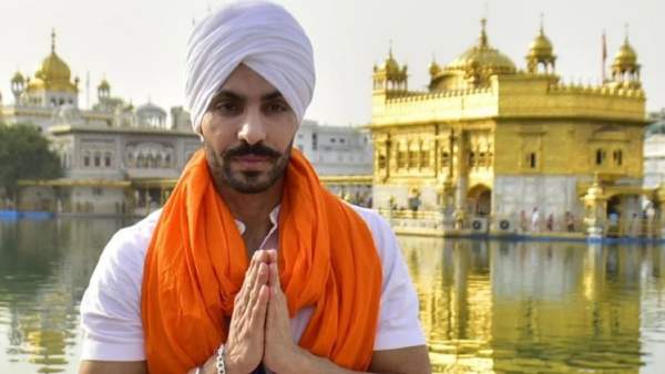 யார் இந்த தீப் சித்து 