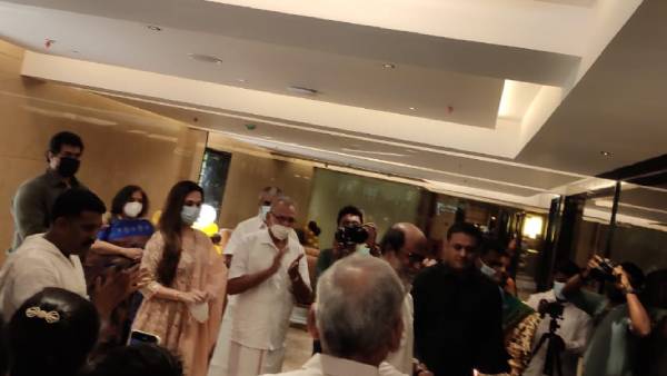 ரஜினியுடன் ஐஸ்வர்யா இல்லை