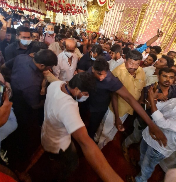 ஓட்டளிக்க மட்டும் நேரமில்லையா