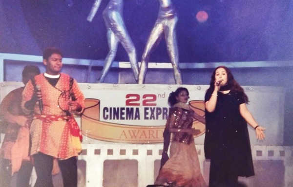 இறைவனுக்கு நன்றி இறைவனுக்கு நன்றி