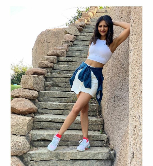 ஹாலிவுட் தரத்திற்கு