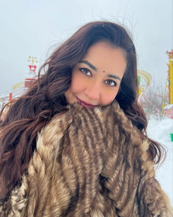 பிரம்மாண்ட பொருட்செலவில்