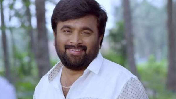 சிக்கலில் சசிக்குமார் பட டைட்டில் 