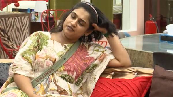 கடைசி இடத்தில் வனிதா