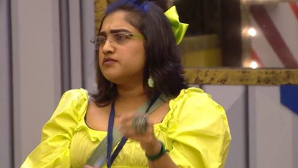 டம்மியான வனிதா