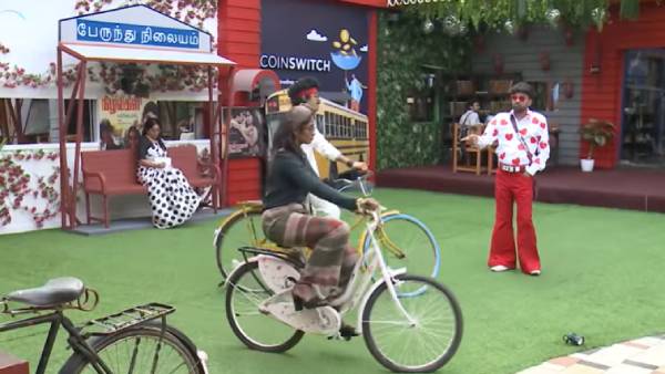 கல்லூரி டாஸ்க்