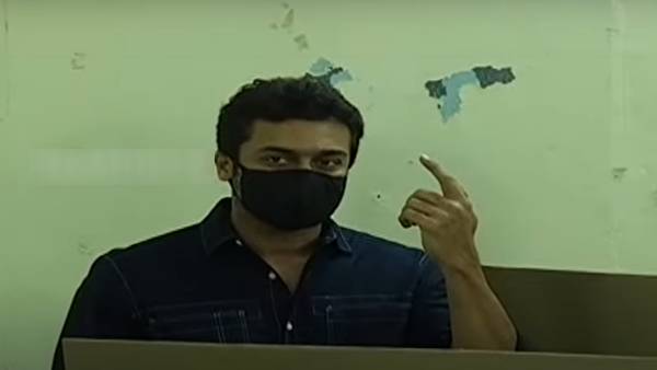 வாக்களித்தார் சூர்யா