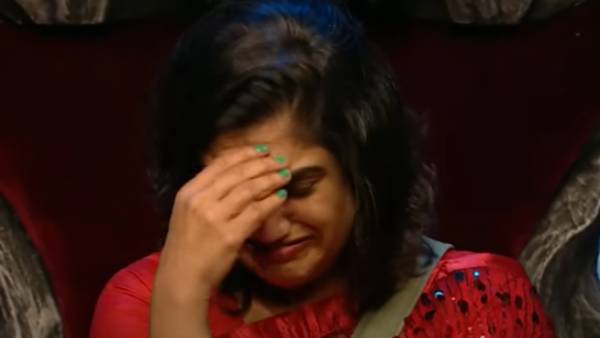 ஆறுதல் கூறிய பிக் பாஸ்