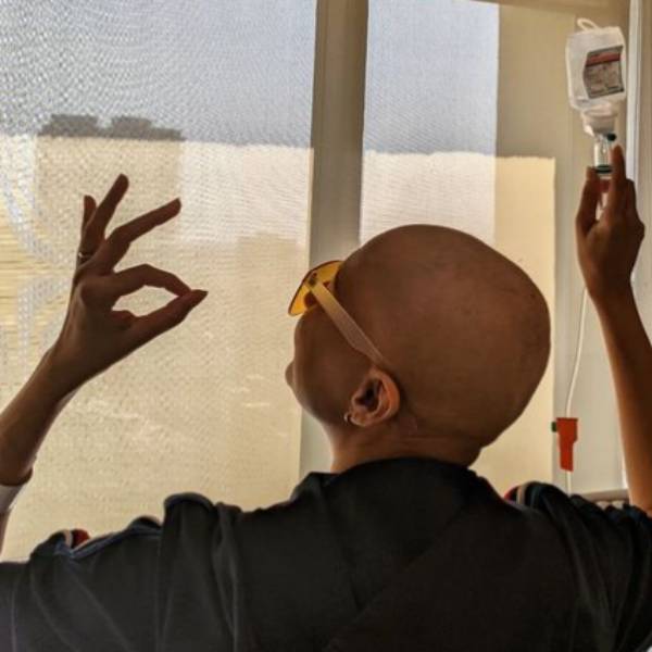 கலங்கிய ரசிகர்கள்