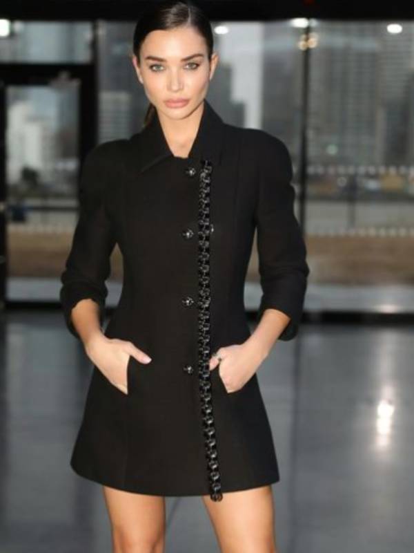 பிரிட்டிஷ் நடிகருடன் காதல் பிரிட்டிஷ் நடிகருடன் காதல்