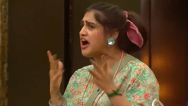 வனிதா அட்டகாசம் வனிதா அட்டகாசம்