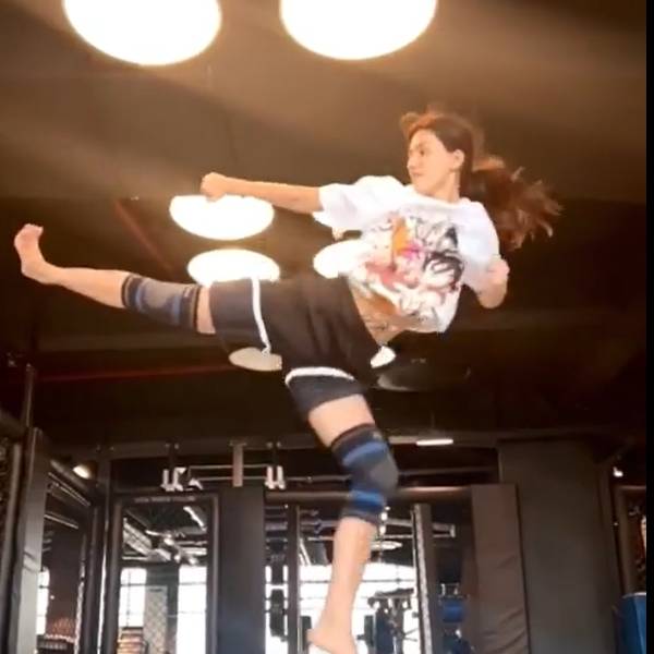 ஃபிளையிங் கிக் ஃபிளையிங் கிக்