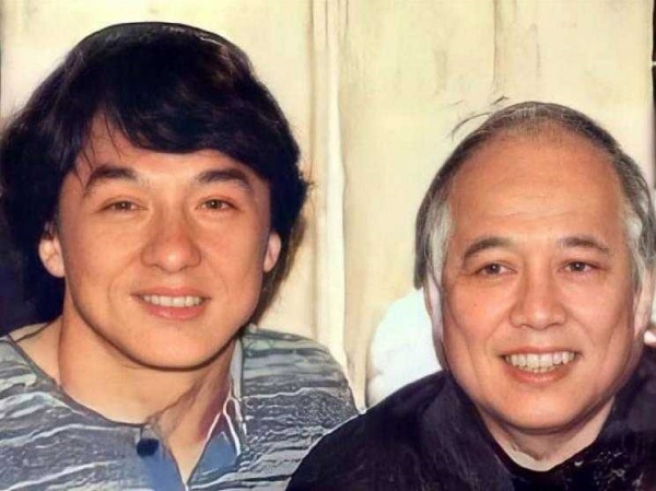 ஜாக்கியுடன் 4 படங்கள் ஜாக்கியுடன் 4 படங்கள்