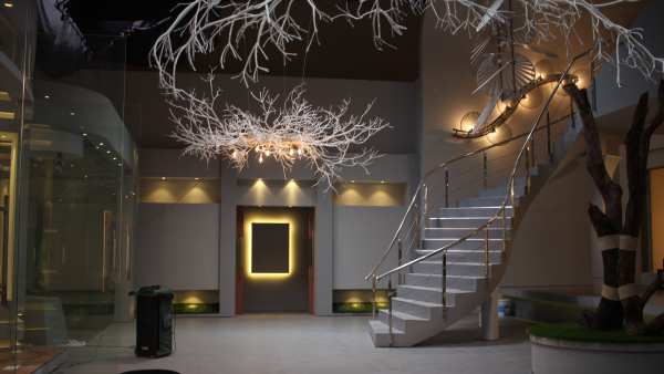 பிரம்மாண்ட செட் 