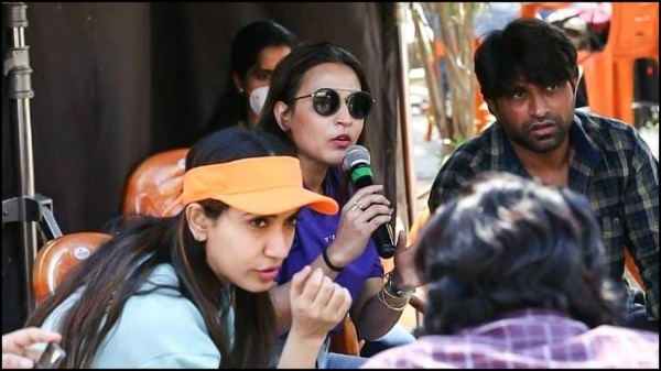 நாளைக்காக காத்திருக்கிறோம்