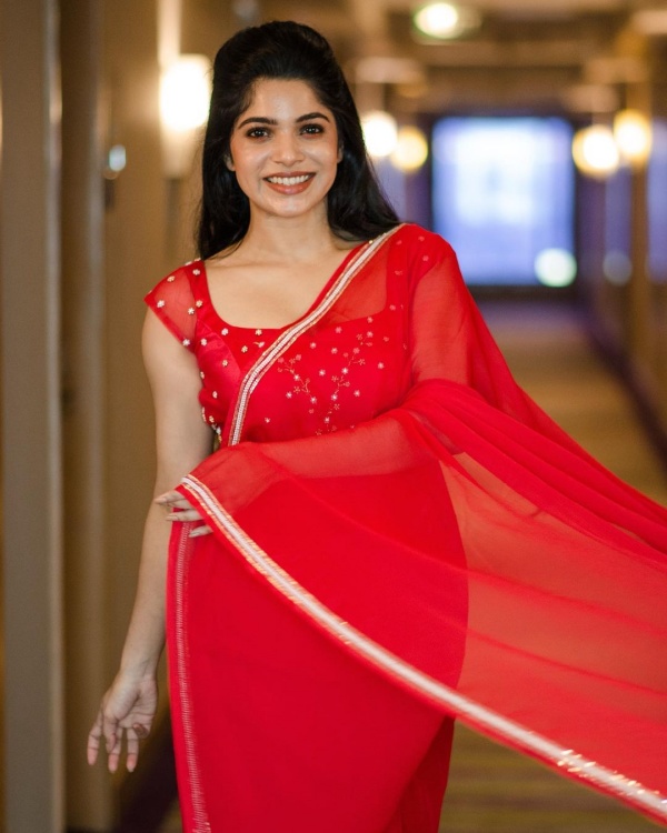 திவ்யபாரதி அறிமுகம்