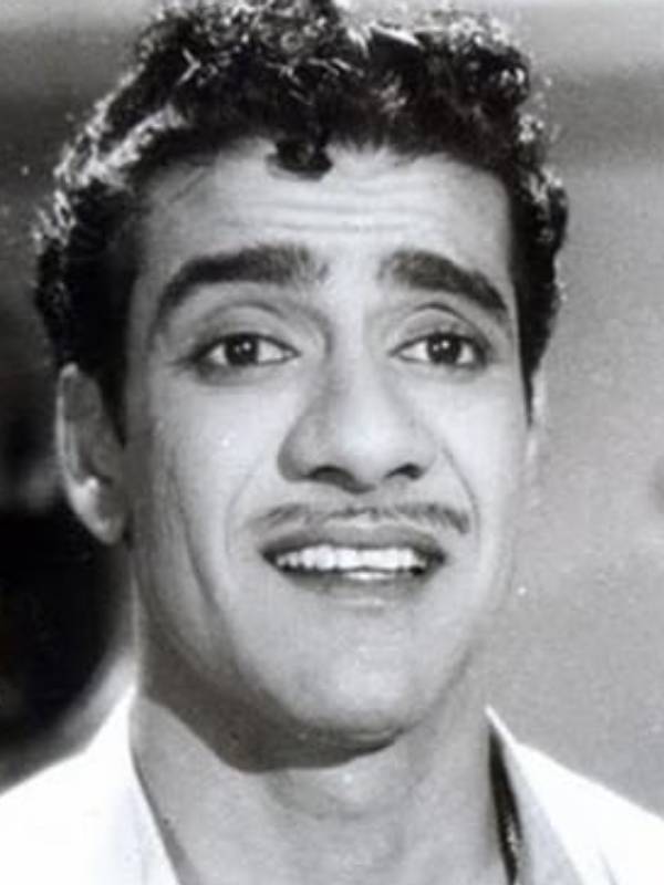 பாடல், நடிப்பு, நடனம், நவநாகரீக உடை 