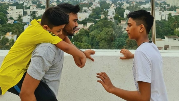 இரு மகன்கள்