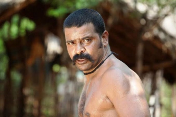 அரசியல் பேசும் அரசியல்வாதியாக