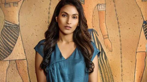 இயக்குநர் ஐஸ்வர்யா ரஜினி 