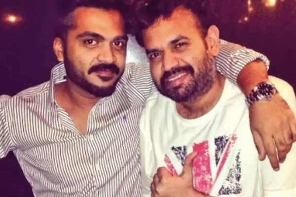 உங்க கூட சேர்ந்தா எப்படி நடக்கும்