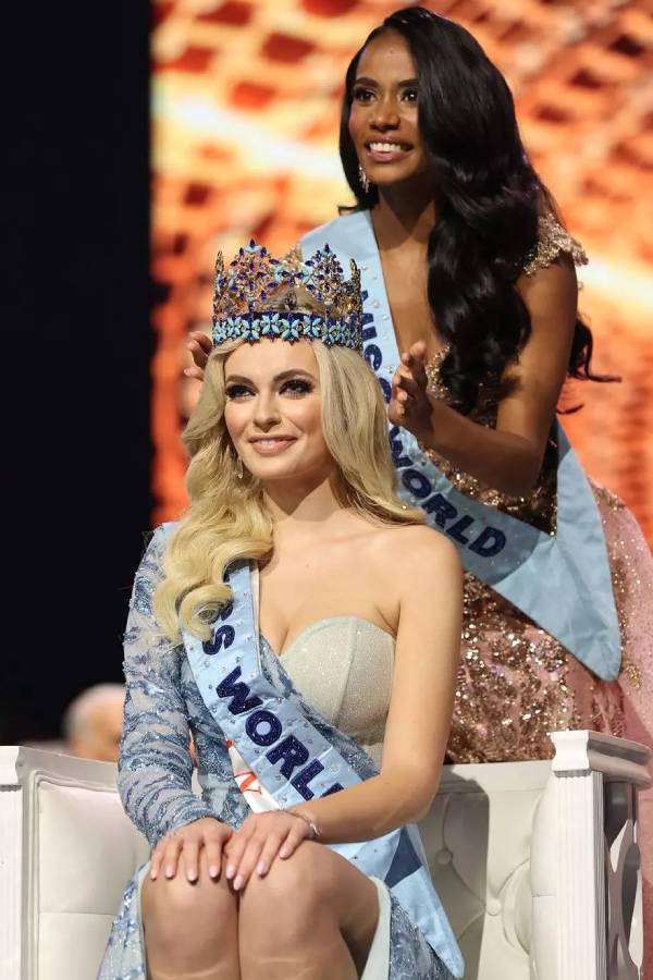 குவிகிறது வாழ்த்து குவிகிறது வாழ்த்து