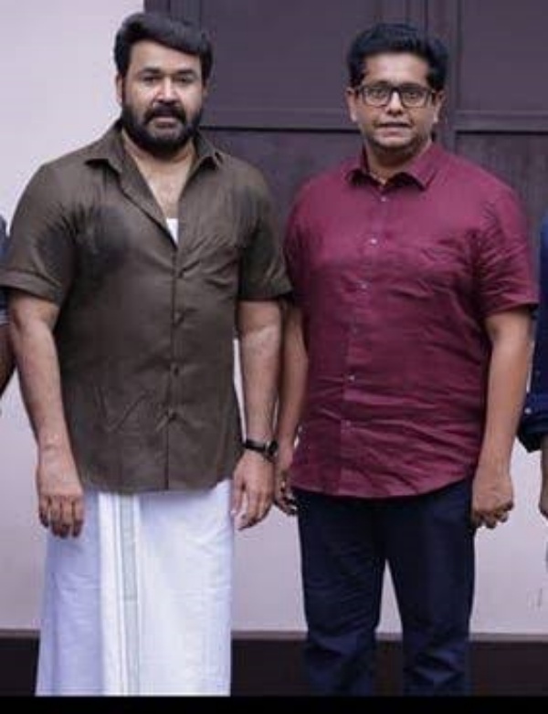 வெற்றிக்காக காத்திருக்கும் மோகன்லால்